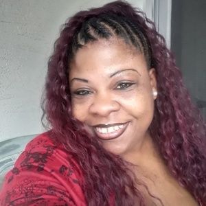 Meet your Posher, Elonda